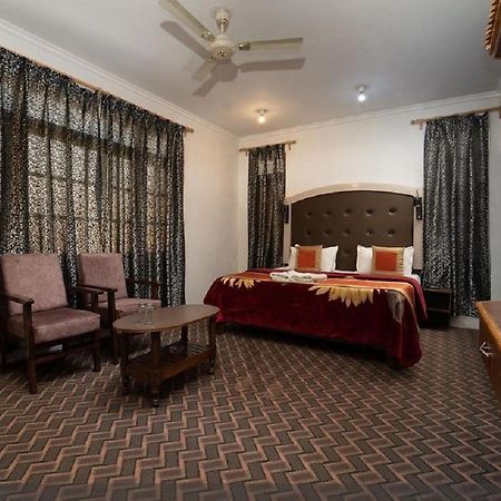 Hotel Al Azrah Srinagar  Exterior photo
