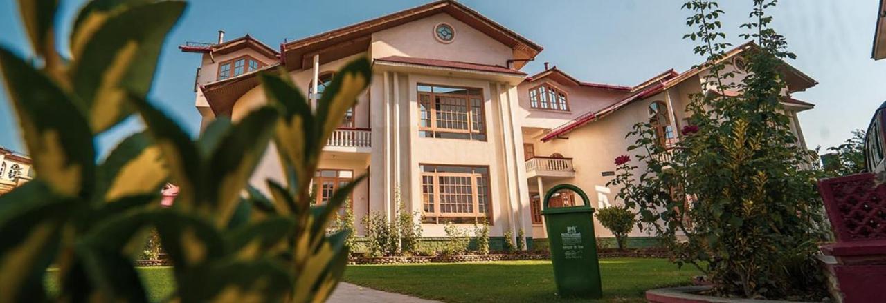 Hotel Al Azrah Srinagar  Exterior photo