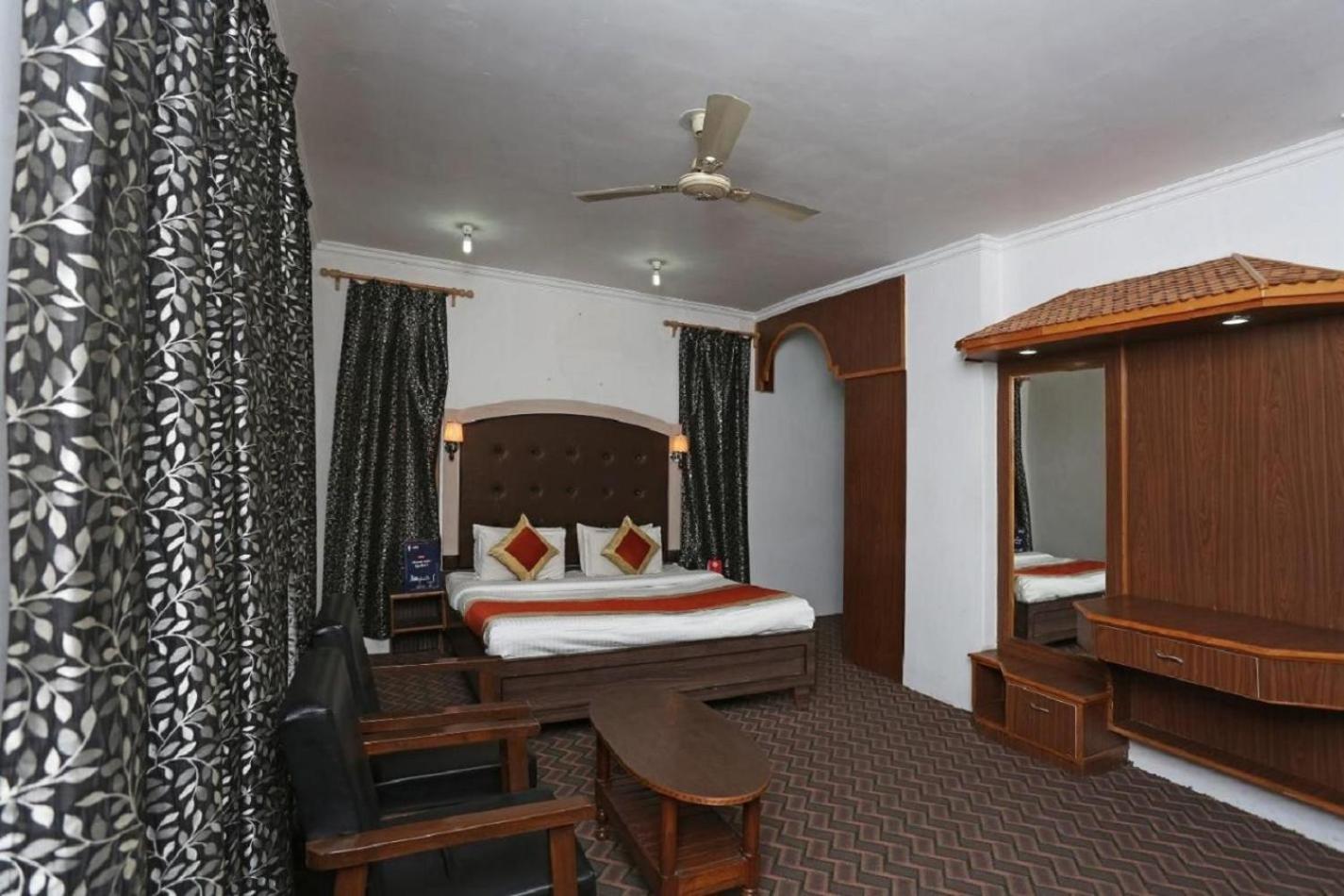 Hotel Al Azrah Srinagar  Exterior photo